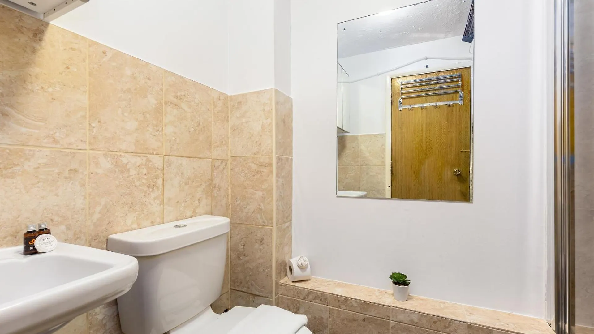 The Tower Bridge Flat Apartment London United Kingdom