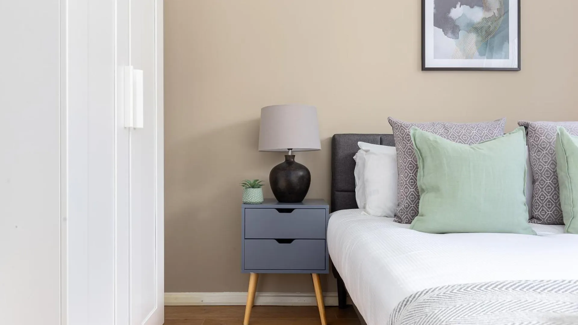 The Tower Bridge Flat Apartment London